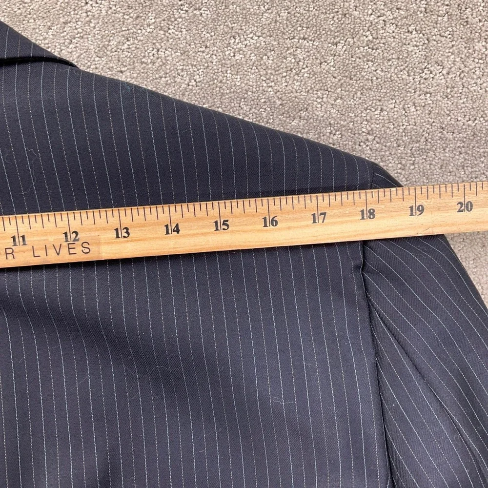 Chaps Suit Mens 38R Navy Blue Pinstripe‎ Classic Career Party Wool